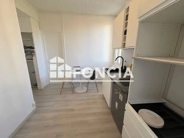 Appartement à louer, 25m², Toulon