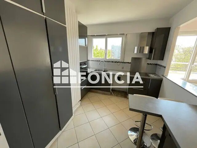 Appartement à louer, 110m², L'Haÿ-les-Roses