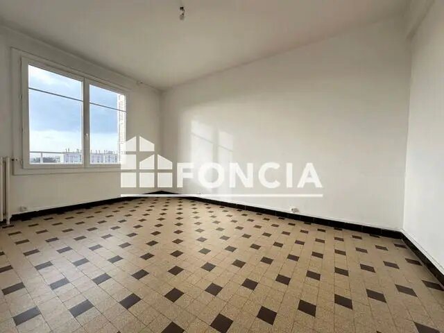 Appartement à louer, 69m², Toulon