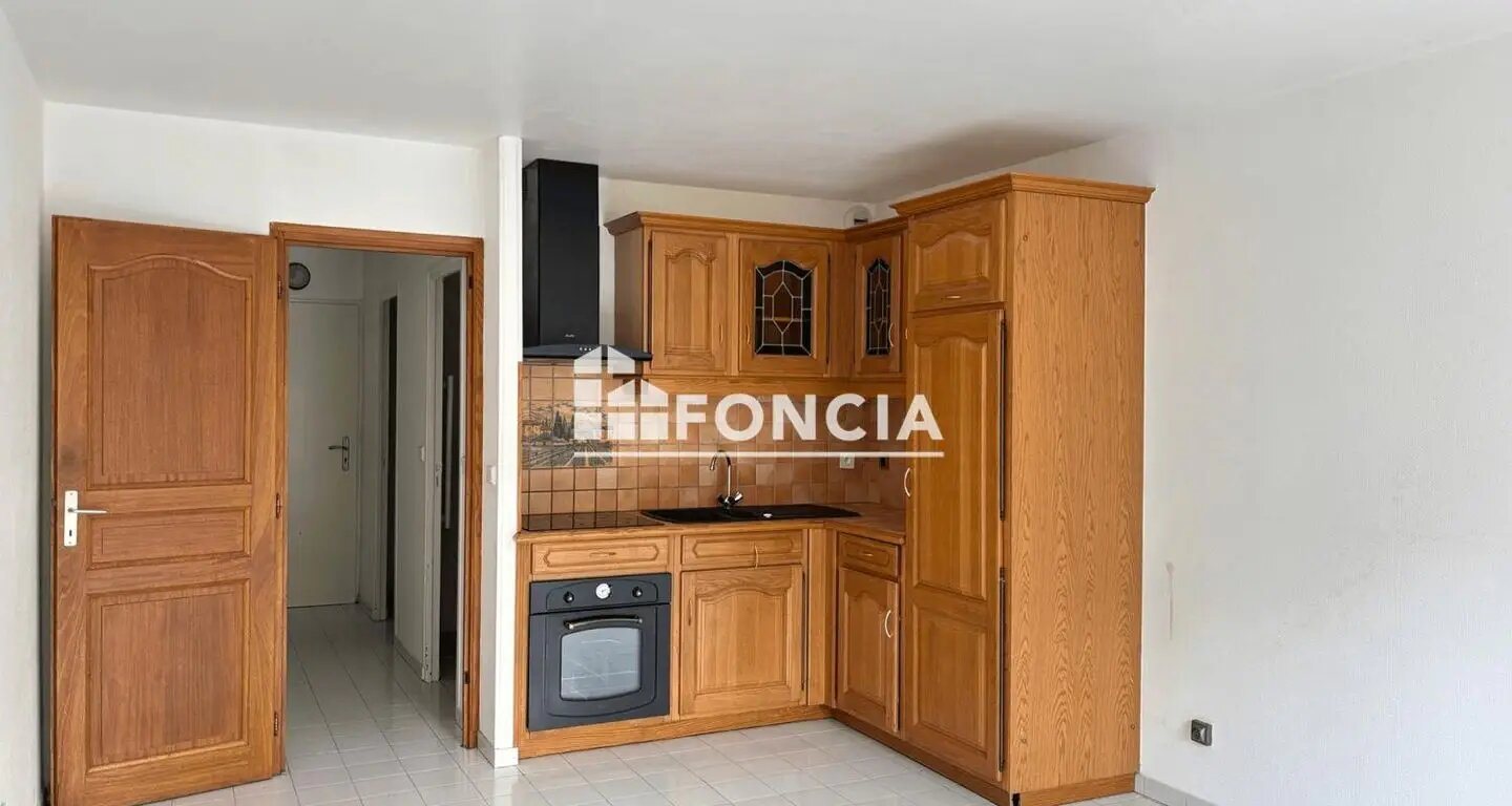 Appartement à louer, 31m², Etréchy