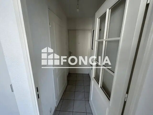 Appartement à louer, 20m², Nîmes