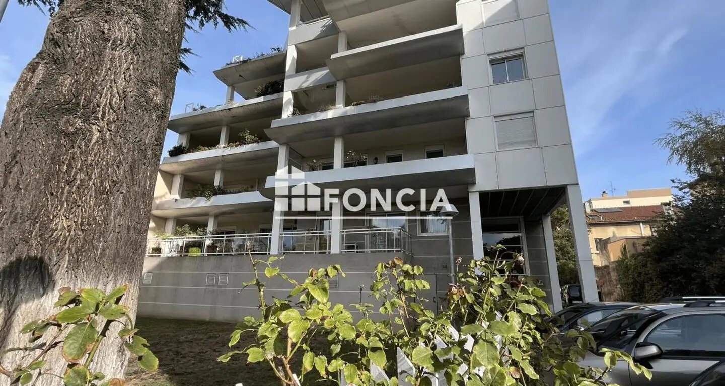 Appartement à louer, 132m², Valence