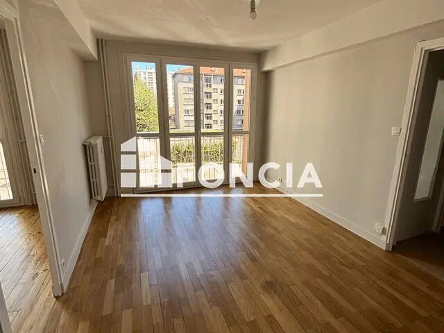 Appartement à louer, 39m², Saint-Étienne