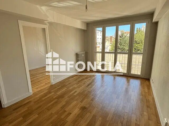 Appartement à louer, 39m², Saint-Étienne