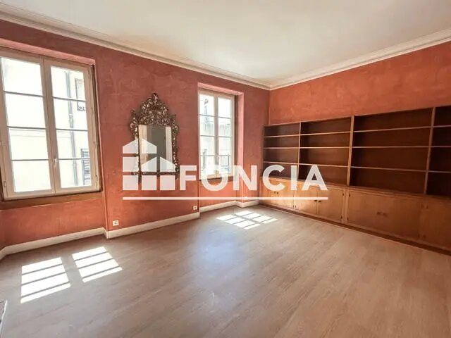 Appartement à louer, 103m², Nîmes