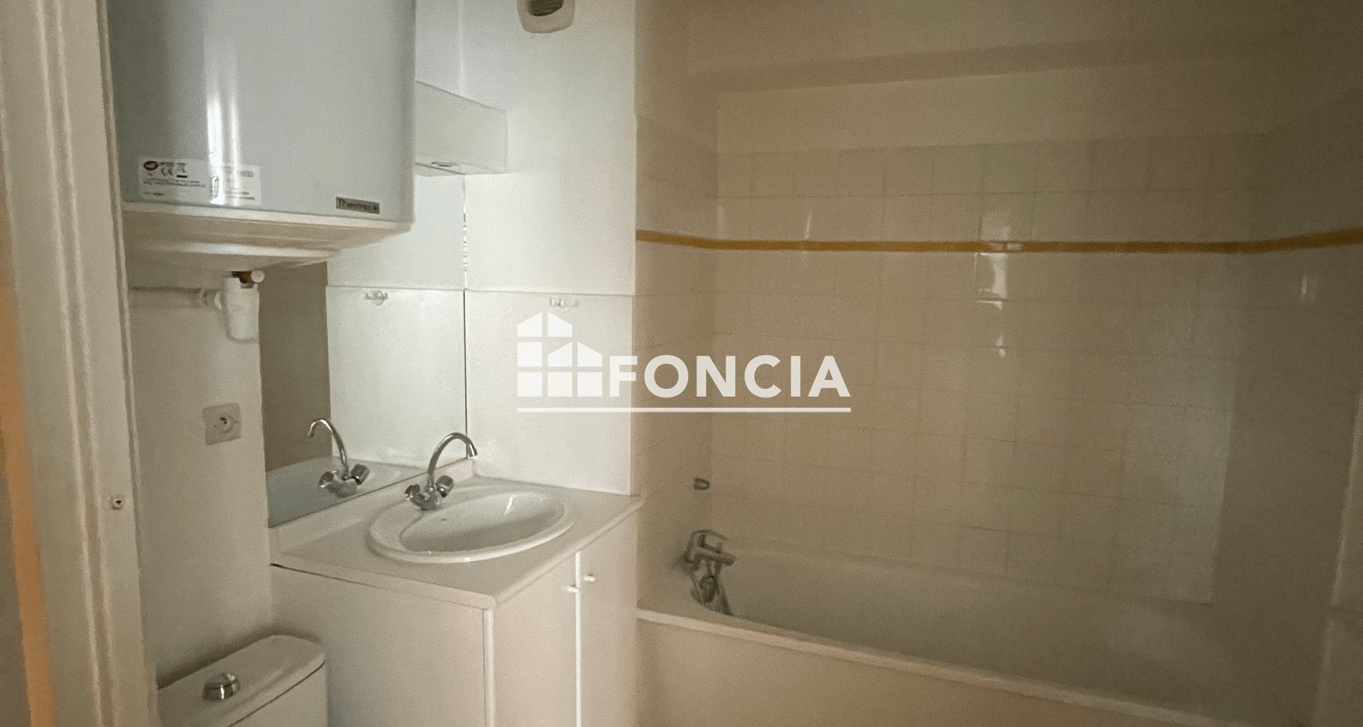 Appartement à louer, 21m², Saint-Étienne