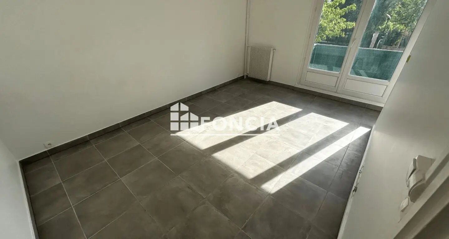 Appartement à louer, 20m², Antony