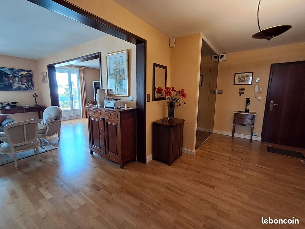 Appartement à vendre, 177m², Orléans