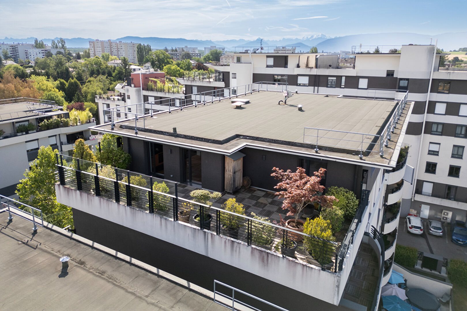 Appartement à vendre, 211m², Saint-Genis-Pouilly