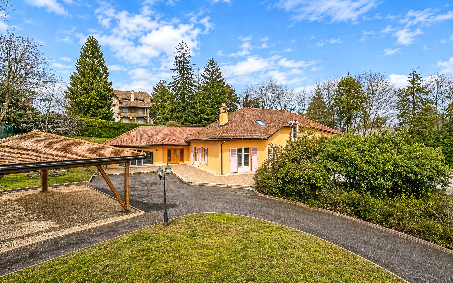 Maison à vendre, 494m², Gex