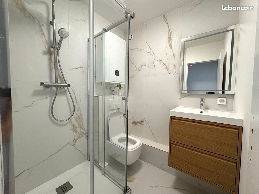 Appartement à louer, 17m², Courbevoie