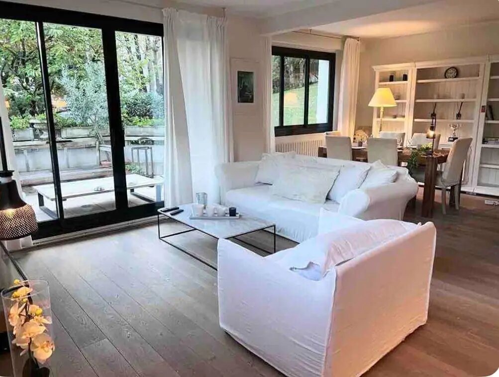 Appartement à louer, 70m², Saint-Cloud