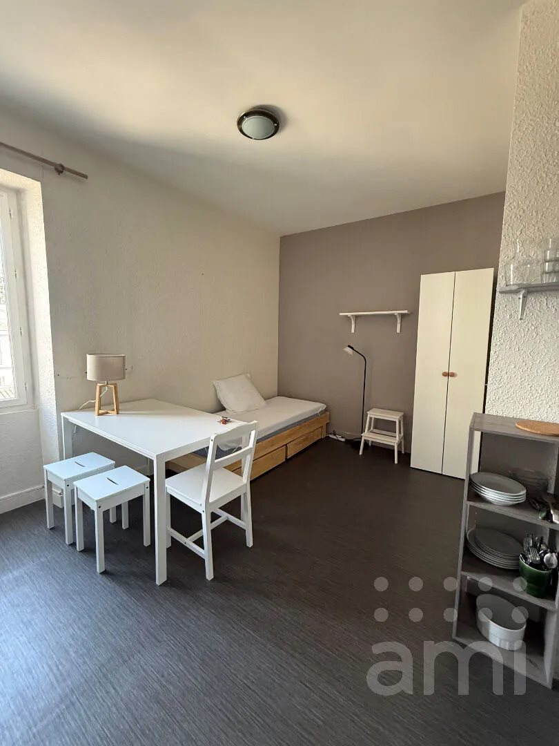 Appartement à louer, 16m², Poitiers