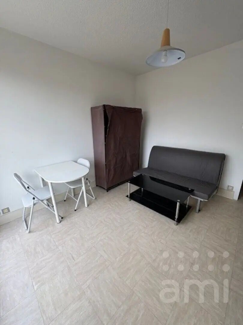 Appartement à louer, 17m², Niort