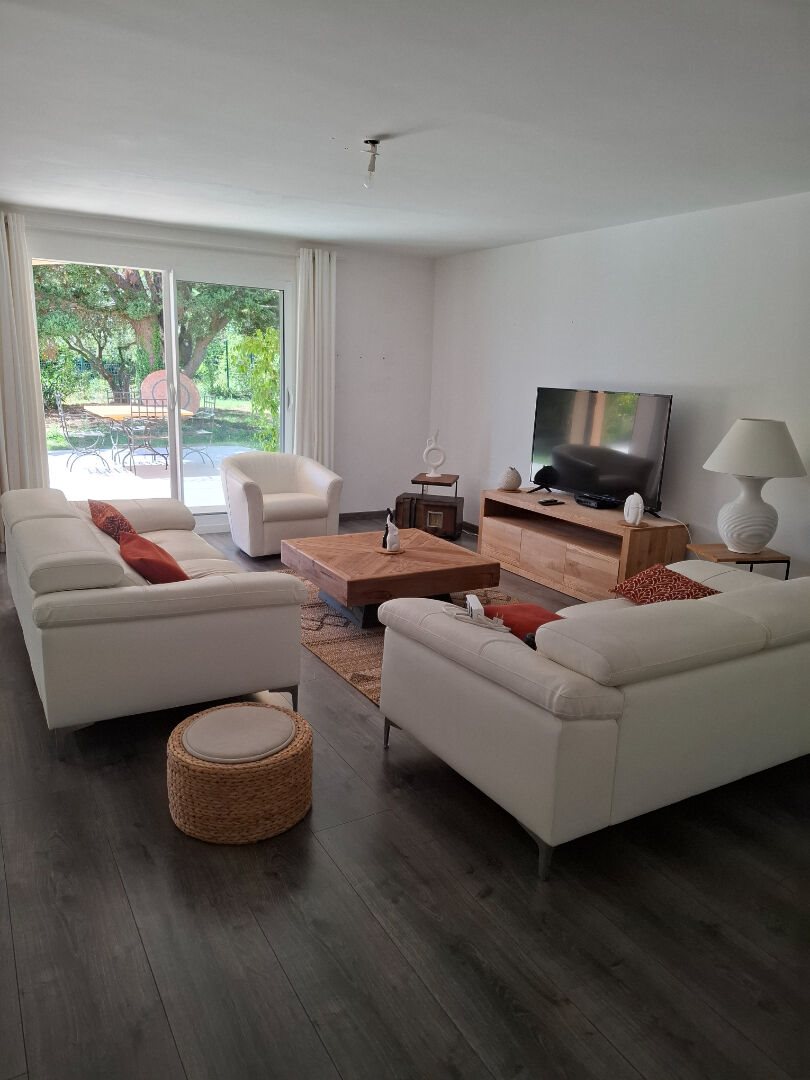 Maison à vendre, 143m², Domazan