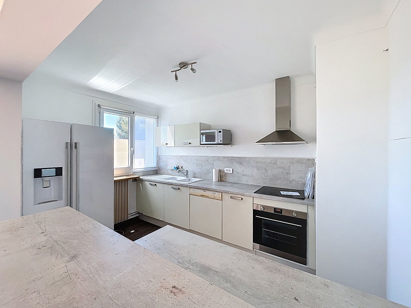 Appartement à vendre, 85m², Villeneuve-lès-Avignon