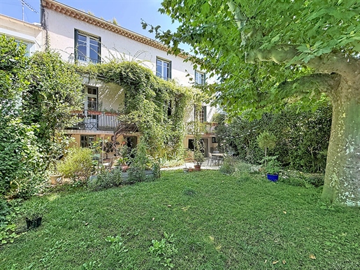 Maison 7 pièces 175 m² · à Avignon · 175 m² · 590 000 €