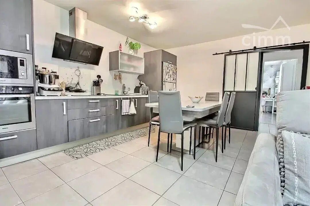 Appartement à louer, 79m², Eybens