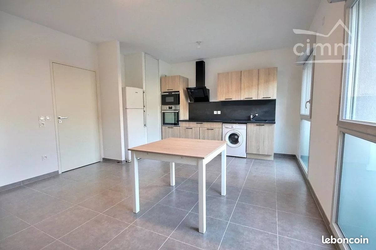 Appartement à louer, 48m², Le Champ-près-Froges
