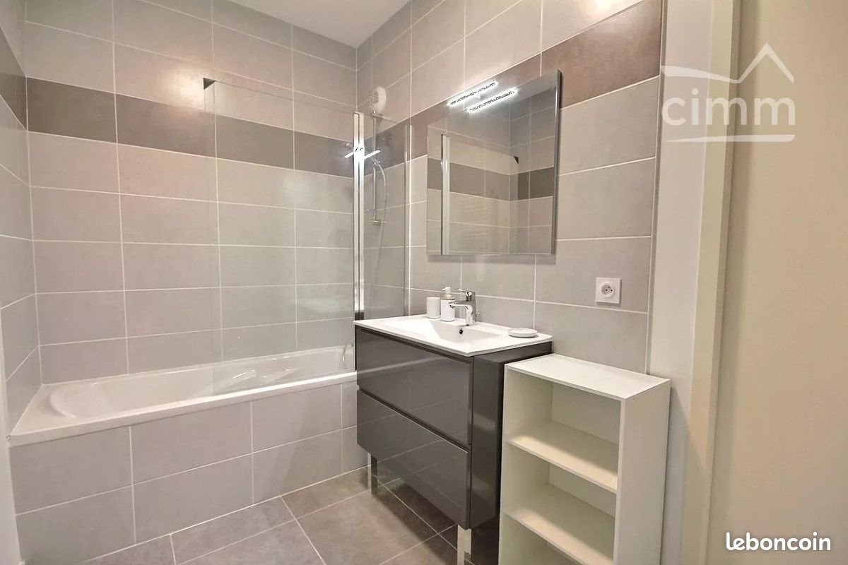 Appartement à louer, 48m², Le Champ-près-Froges