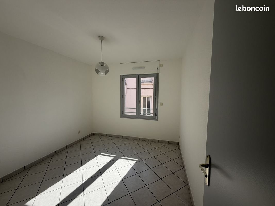Appartement à louer, 71m², Feurs