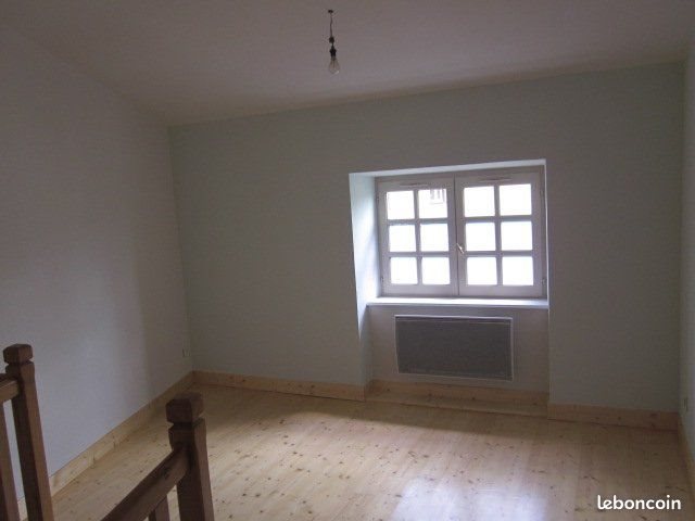 Appartement à louer, 39m², Chambost-Longessaigne
