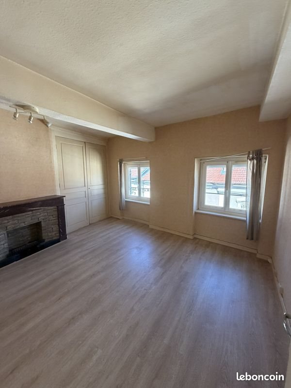 Appartement à vendre, 320m², Panissières
