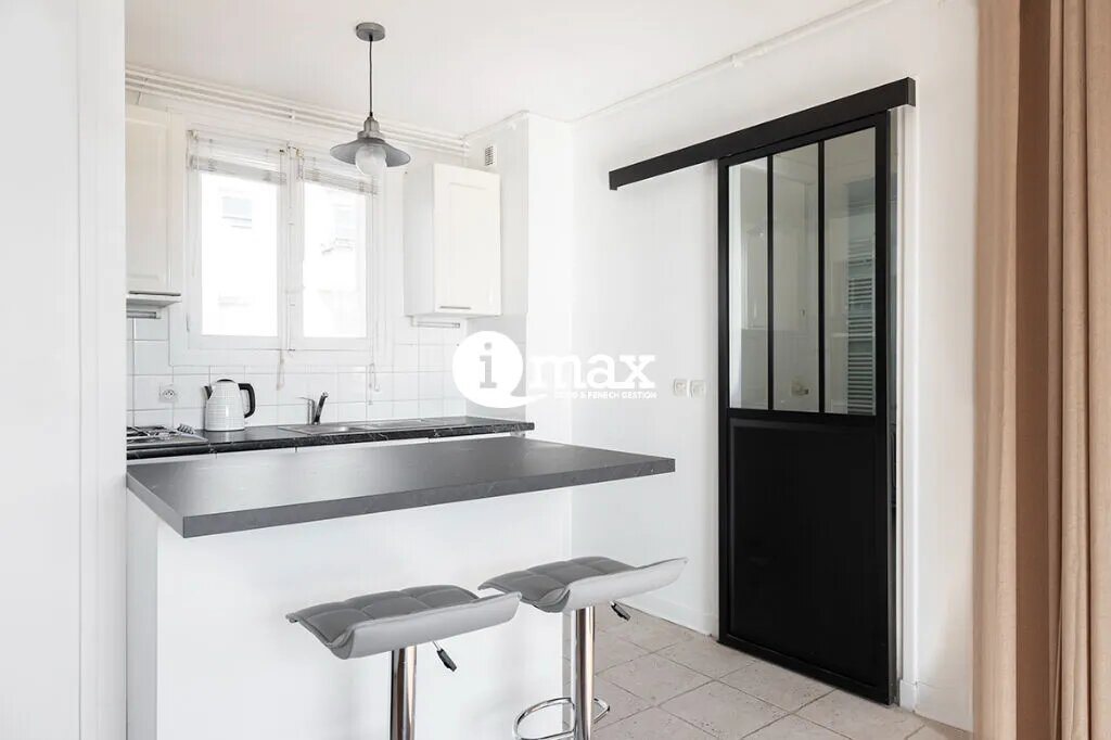 Appartement à louer, 35m², Courbevoie