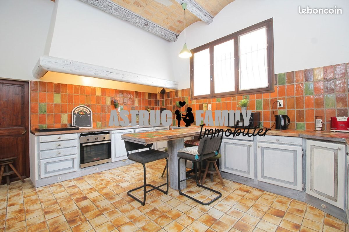 Maison à vendre, 326m², Codognan