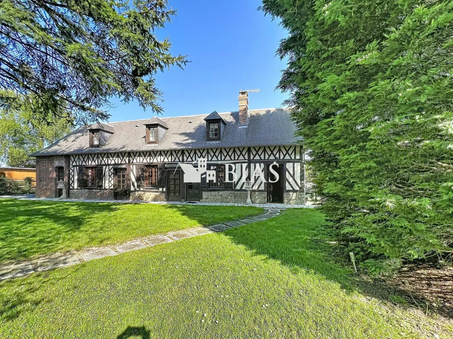 Maison à vendre, 104m², Bernay