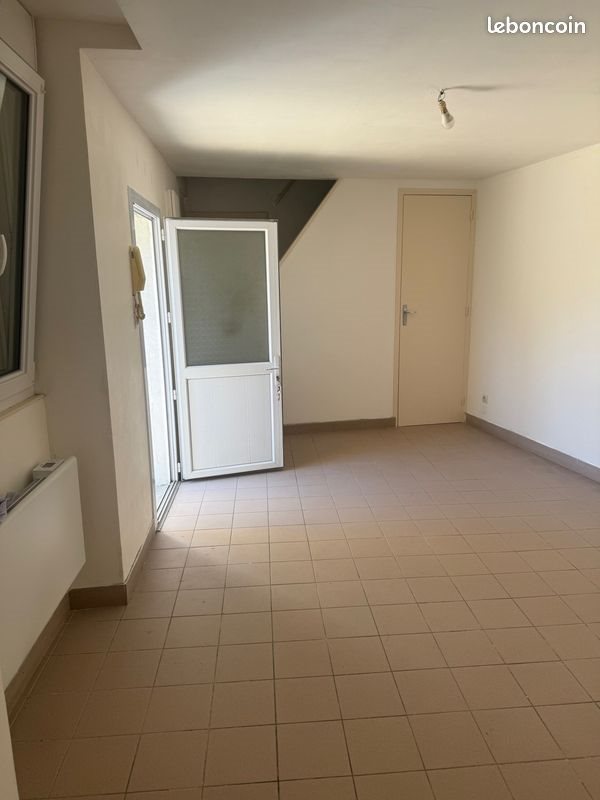 Maison à louer, 35m², Laval