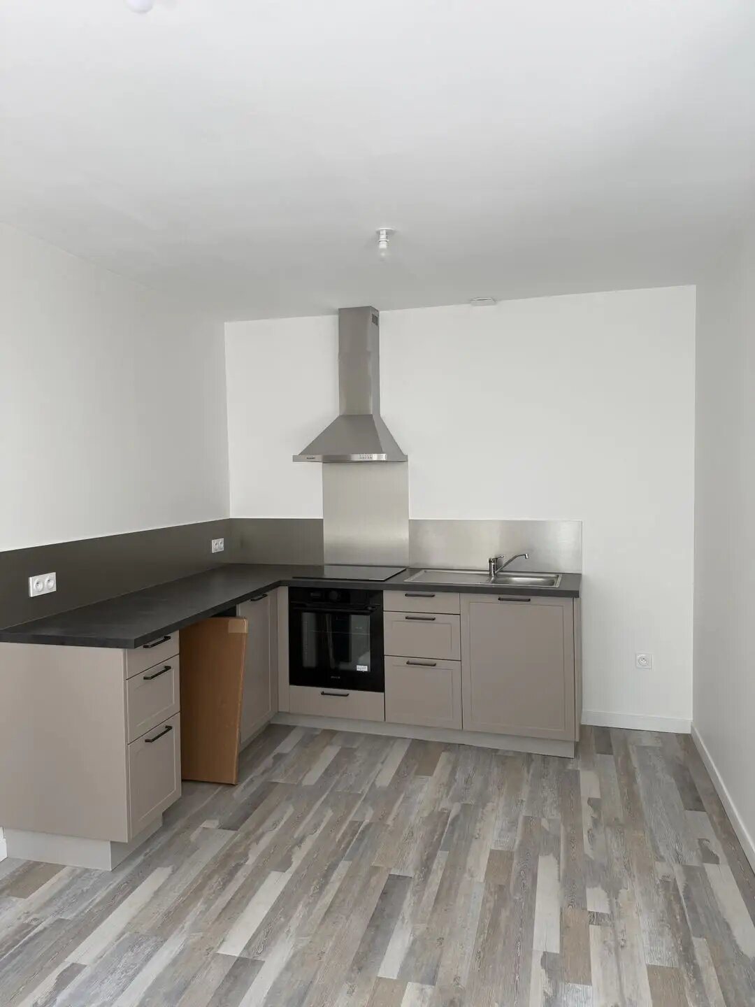 Maison à louer, 69m², Laval