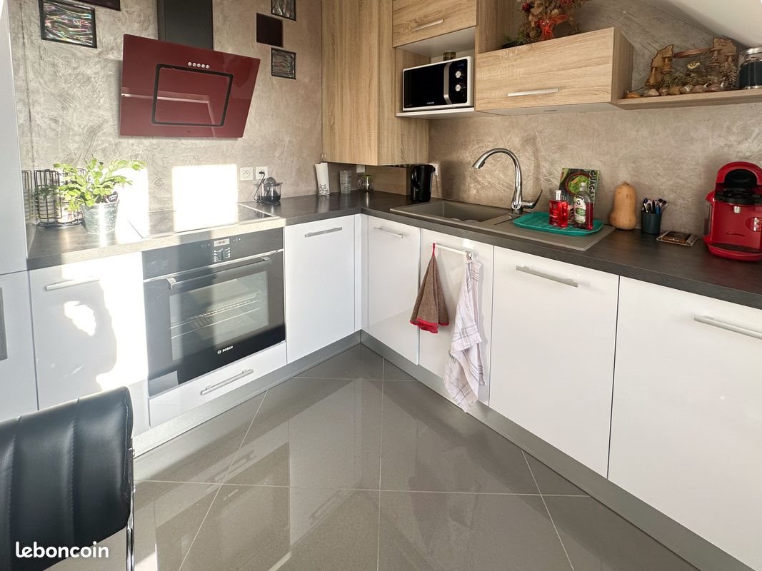 Appartement à louer, 42m², Villecresnes