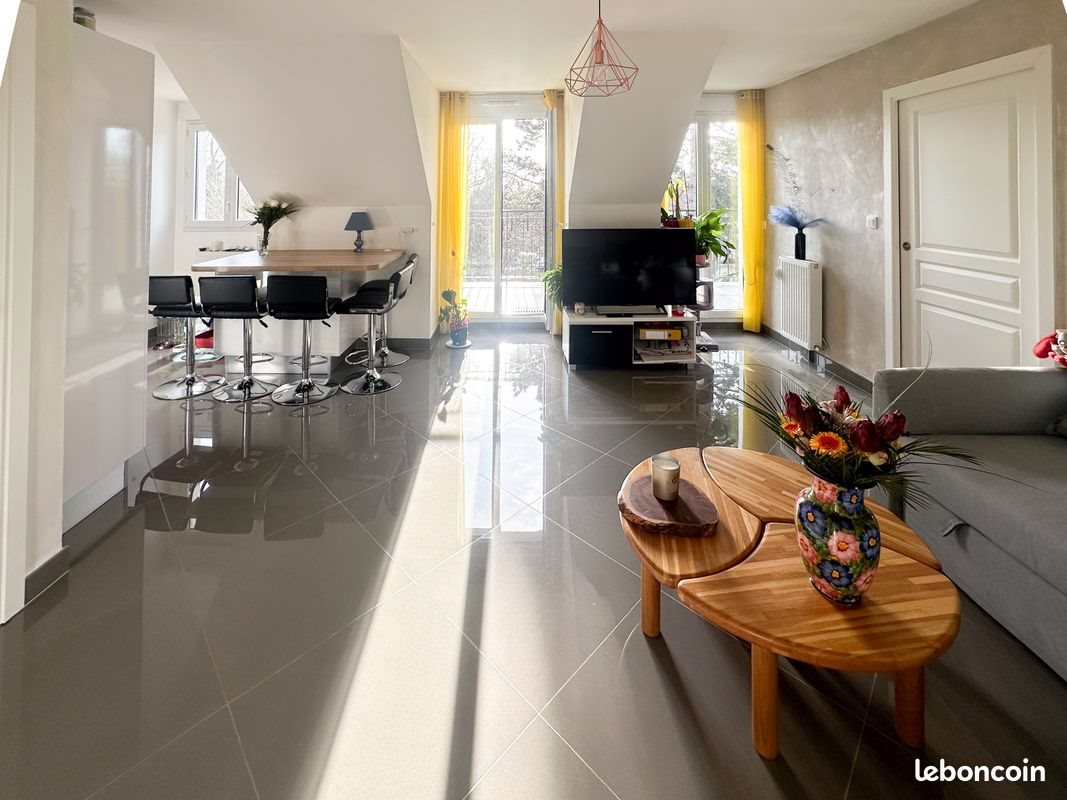 Appartement à louer, 42m², Villecresnes