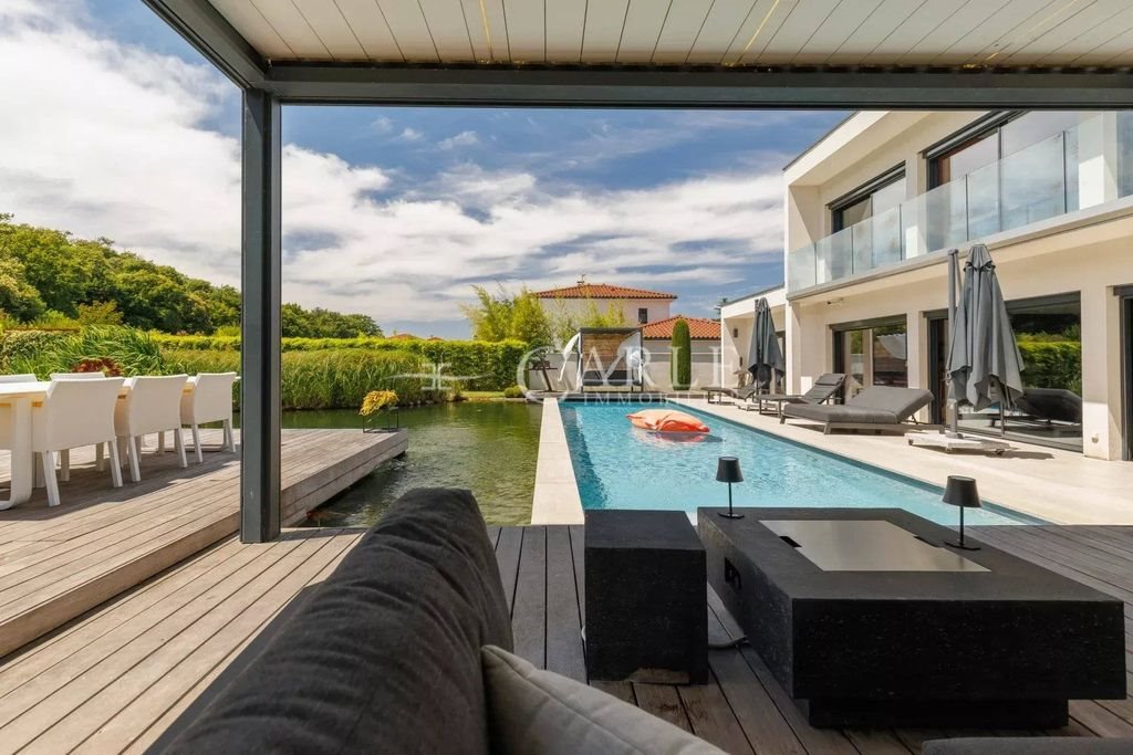 Maison à vendre, 171m², Saint-Priest