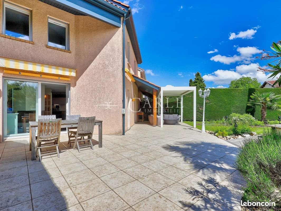 Maison à vendre, 143m², Genas