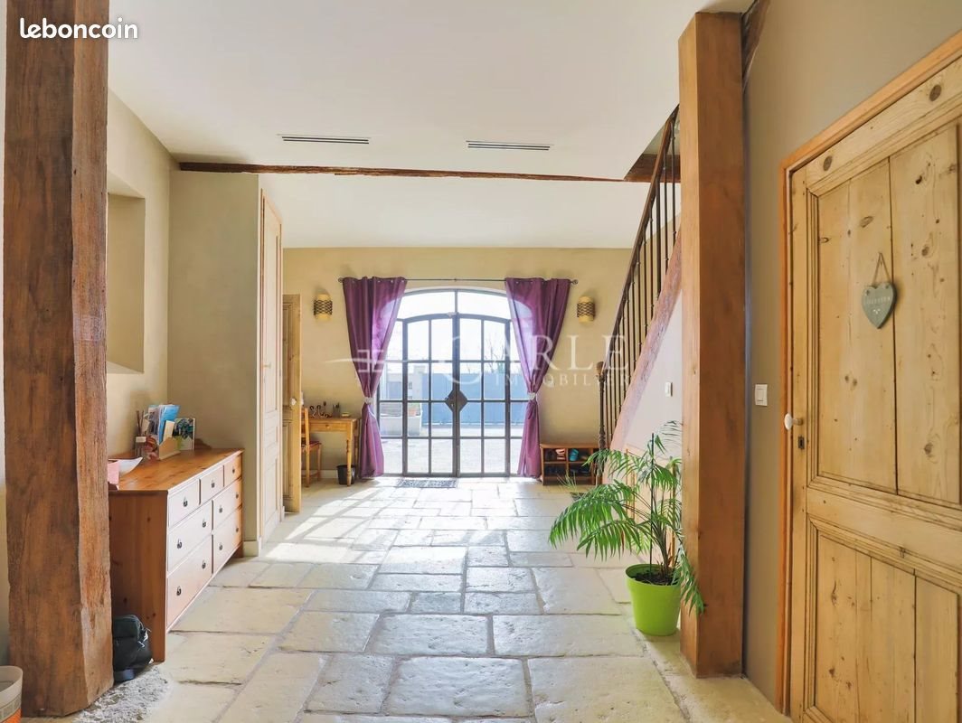 Maison à vendre, 376m², Neyron