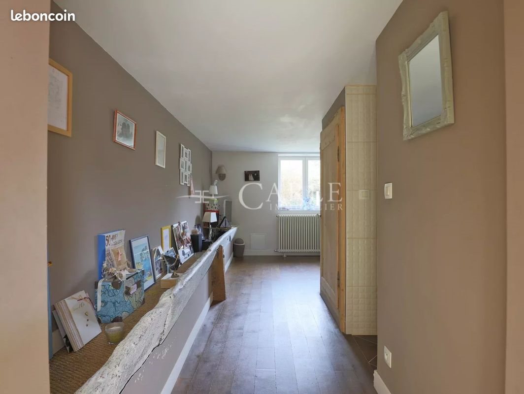 Maison à vendre, 376m², Neyron