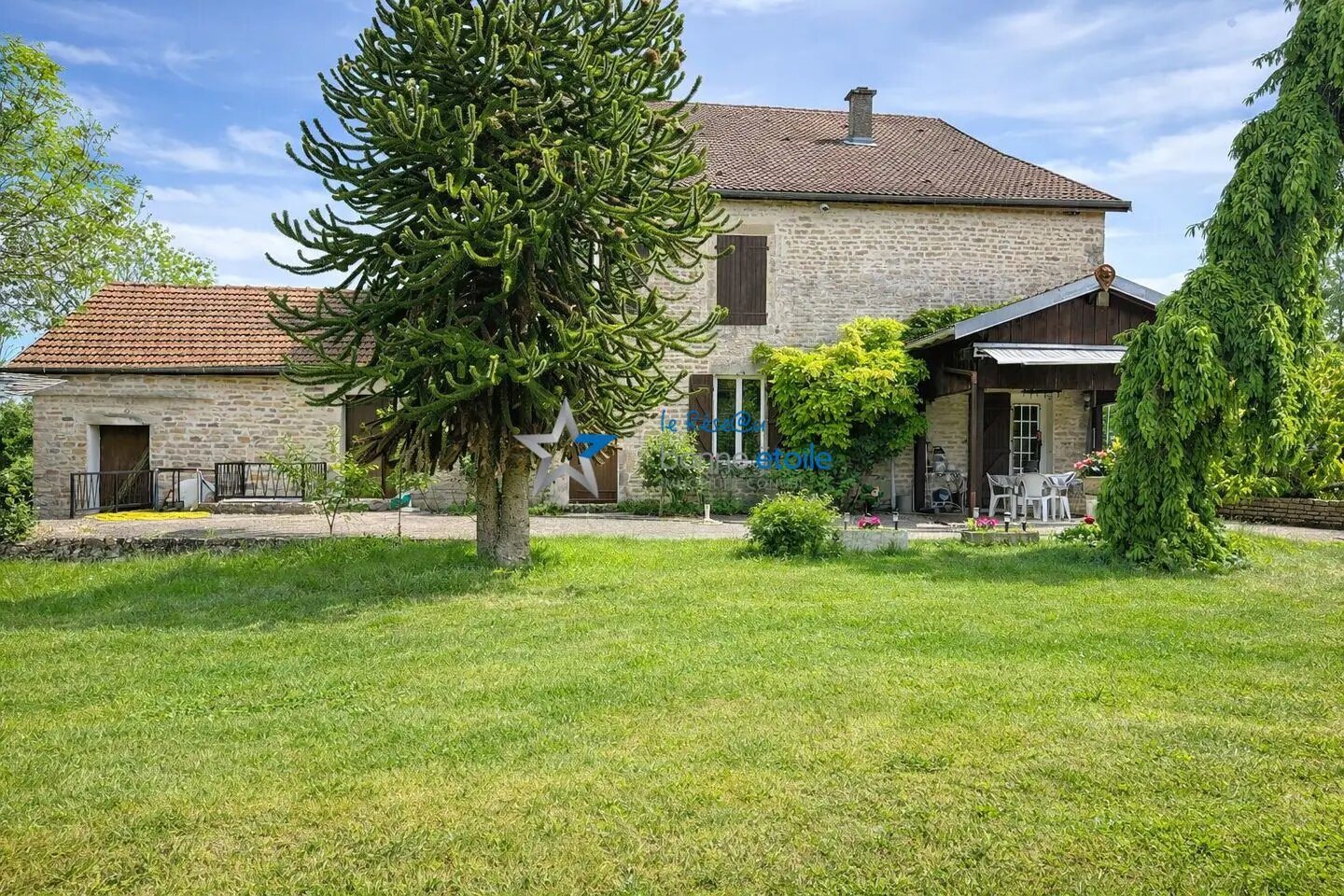 Maison à vendre, 252m², Châteauvillain