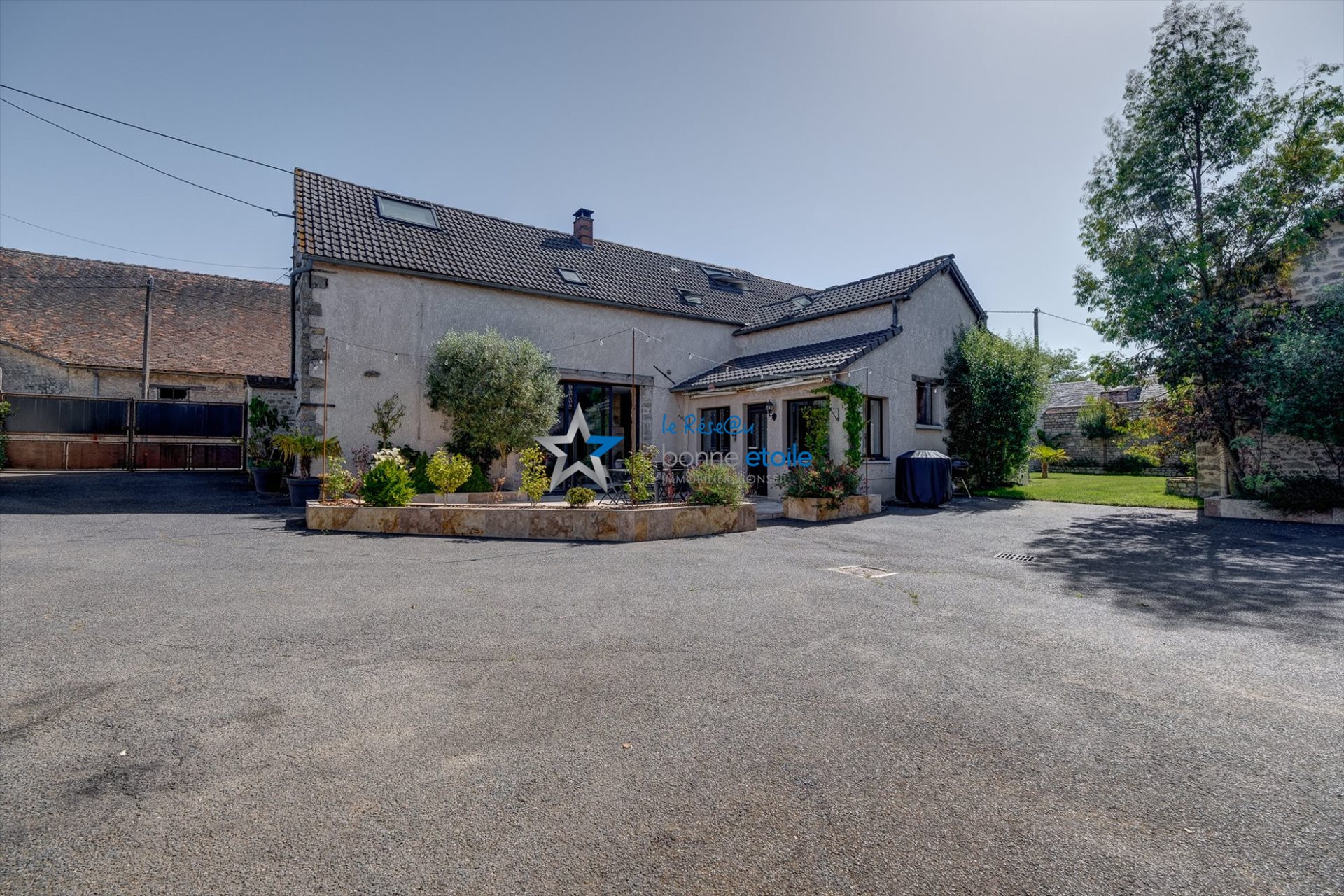 Maison à vendre, 275m², Césarville-Dossainville