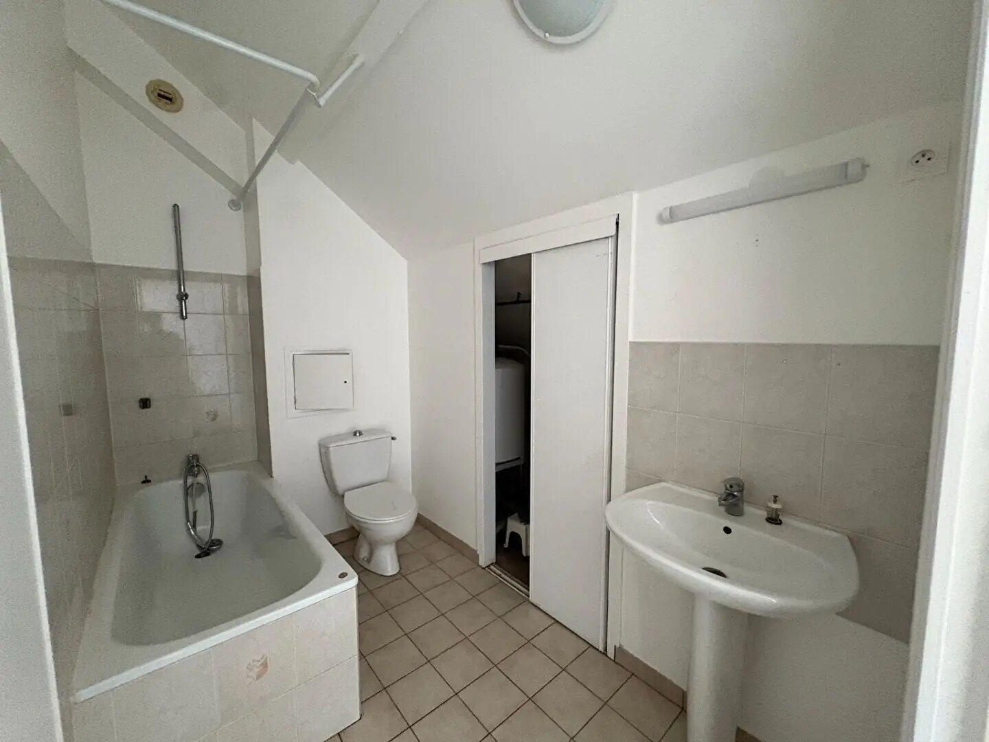 Appartement à louer, 32m², Paray-Vieille-Poste