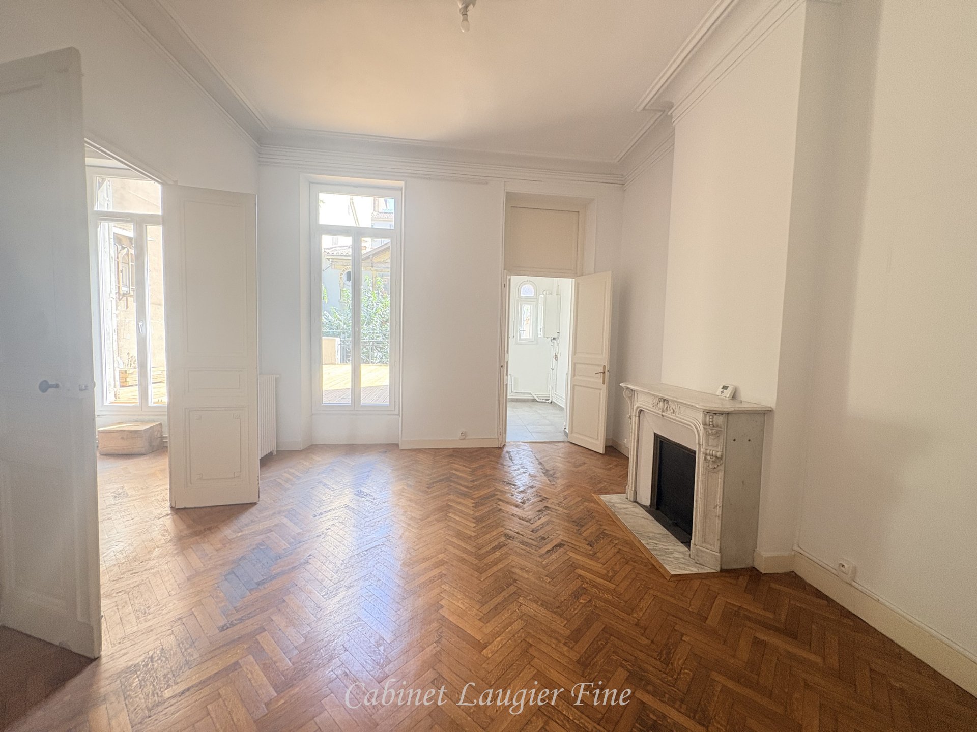 Appartement à louer, 128m², Marseille 6ème