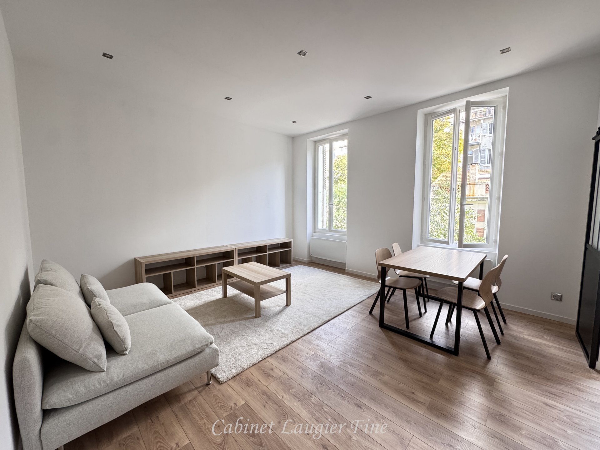 Appartement à louer, 71m², Marseille 1er