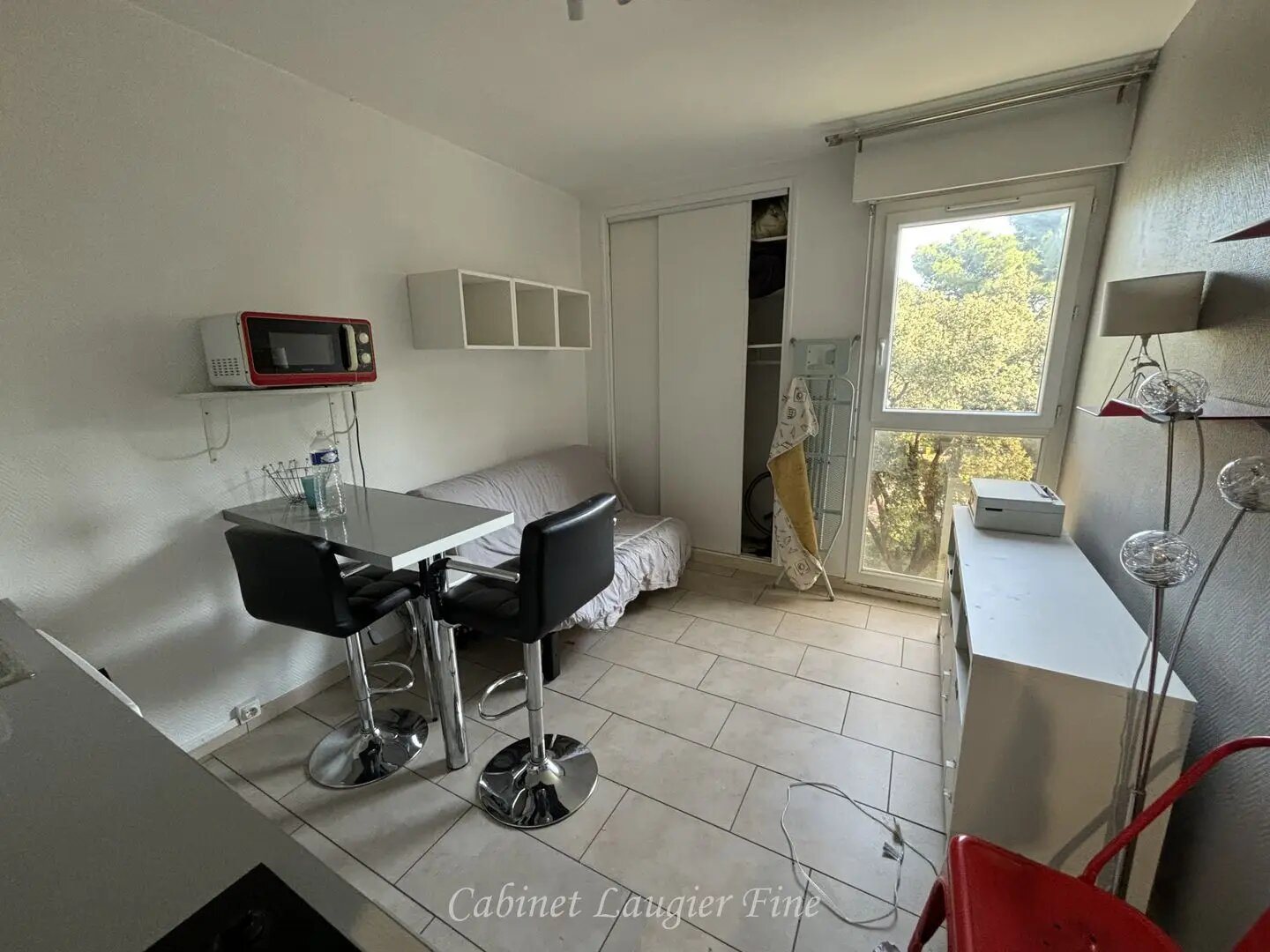 Appartement à louer, 15m², Marseille 8ème