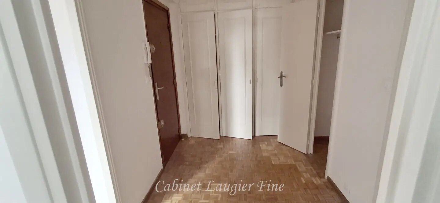 Appartement à louer, 72m², Marseille 4ème
