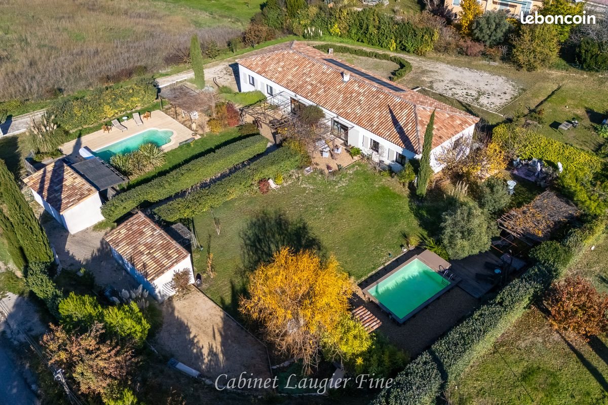 Maison à vendre, 340m², Simiane-Collongue
