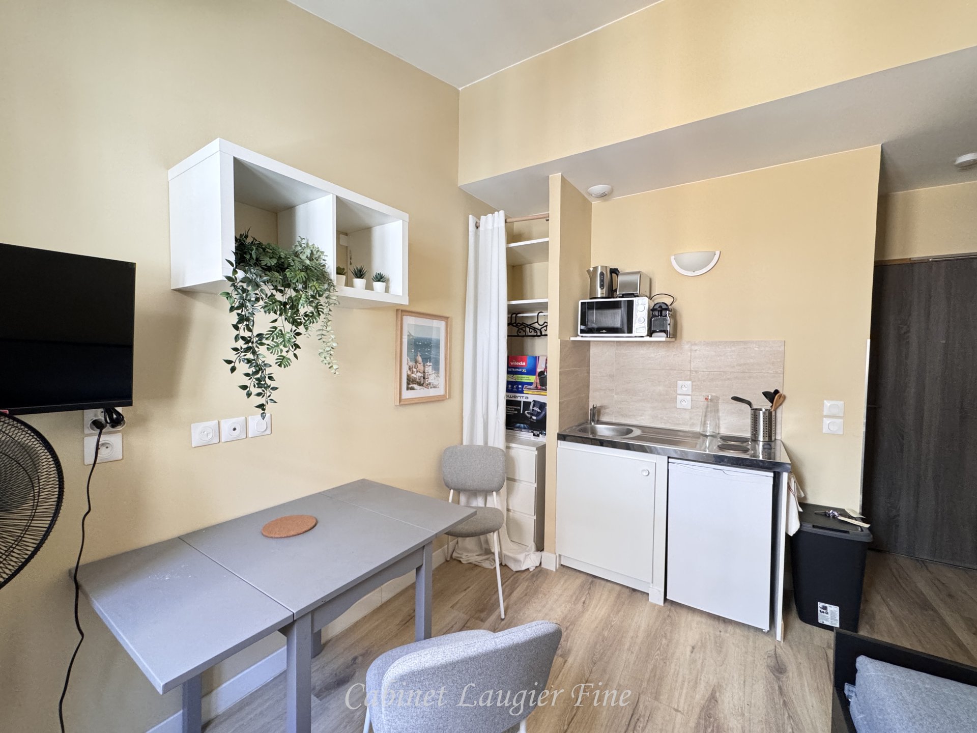 Appartement à louer, 17m², Marseille 1er