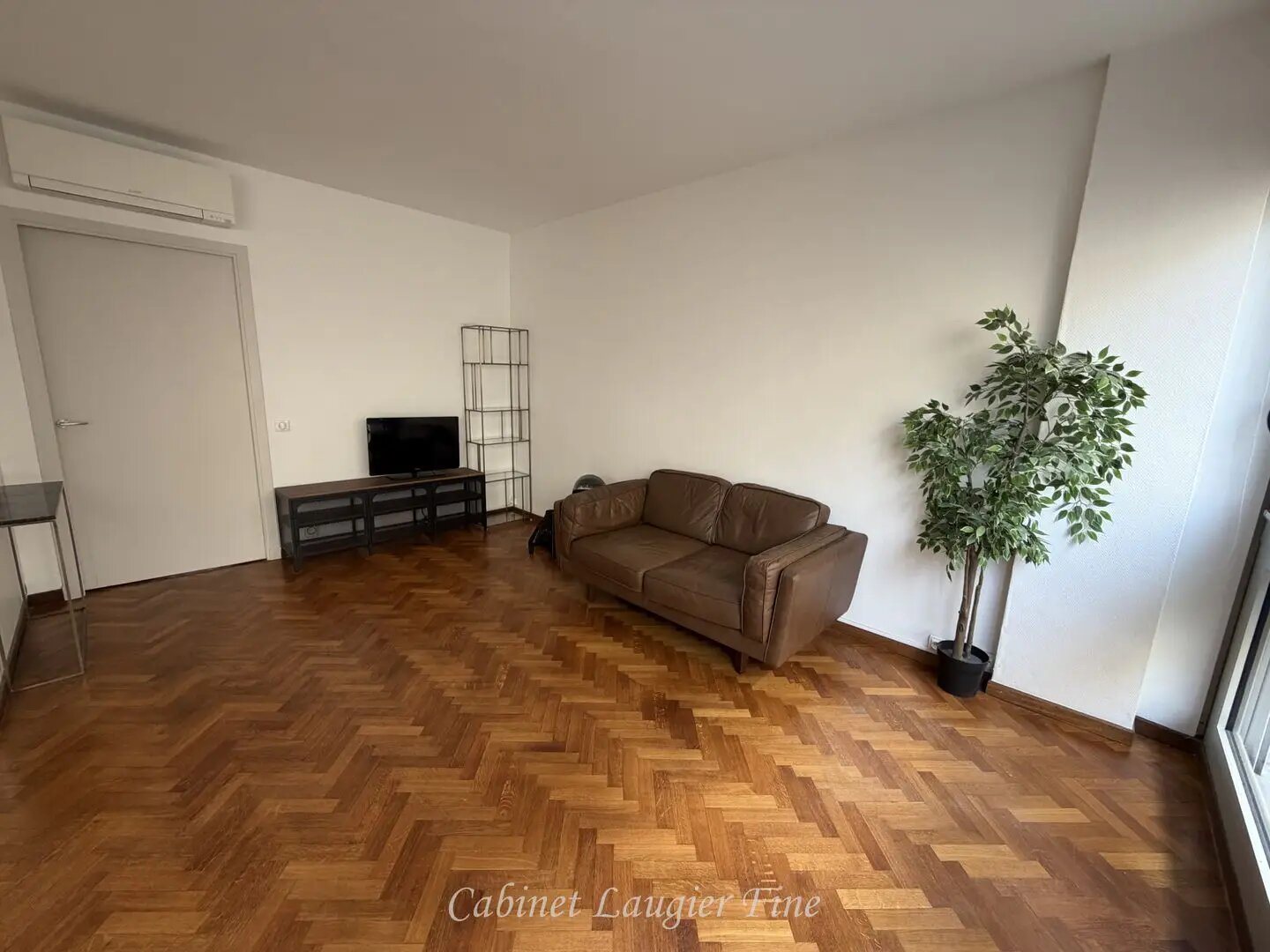 Appartement à louer, 49m², Marseille 8ème