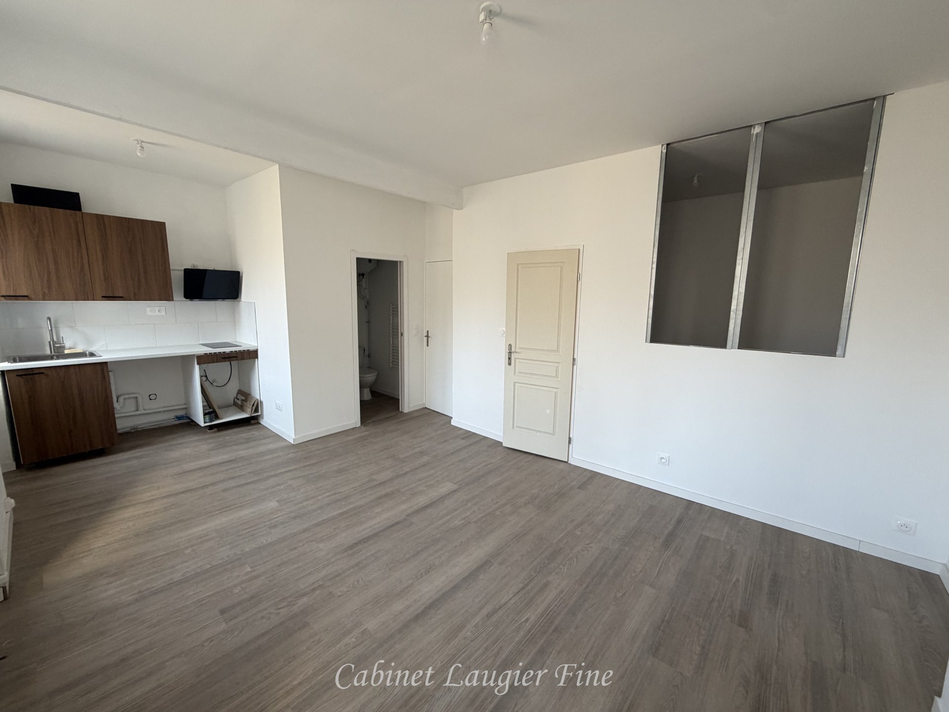 Appartement à louer, 30m², Marseille 6ème