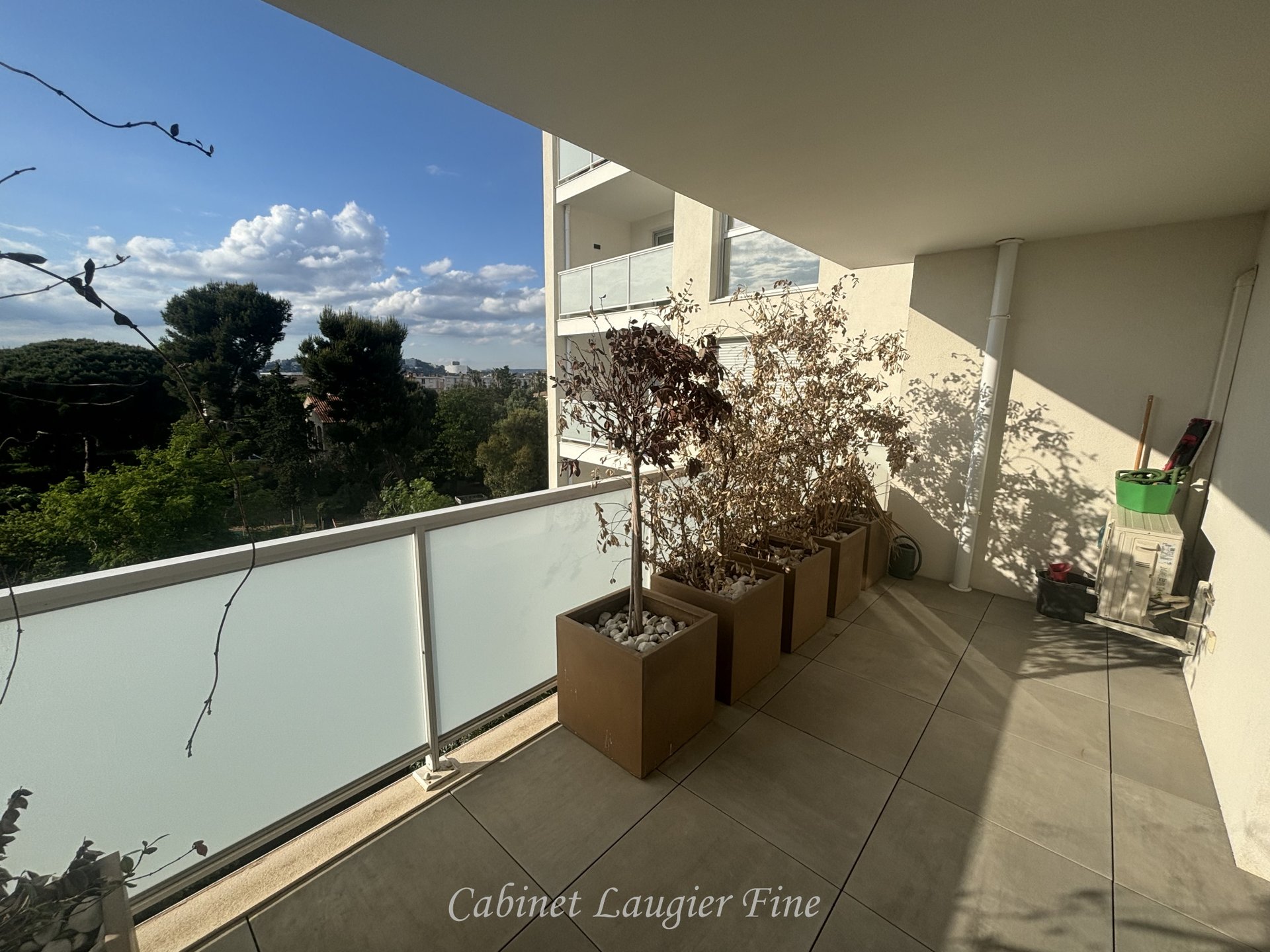 Appartement à louer, 39m², Marseille 8ème